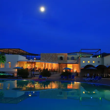 Szálloda Almyros Paralía Almirú