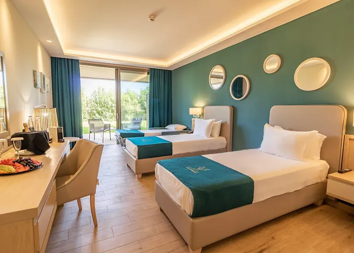 Almyros Szálloda 5*