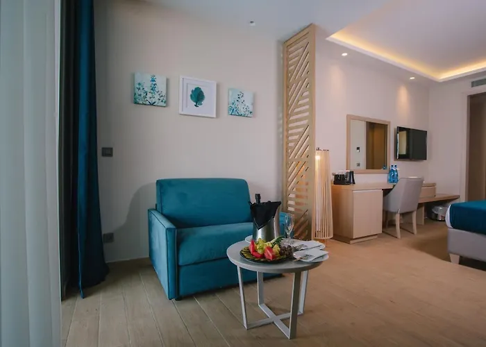 Szálloda Almyros 5*