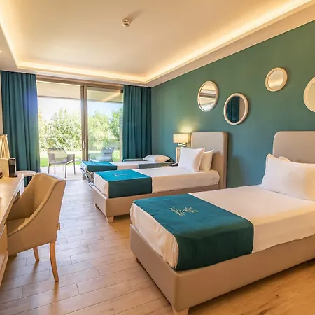Almyros Otel 5*
