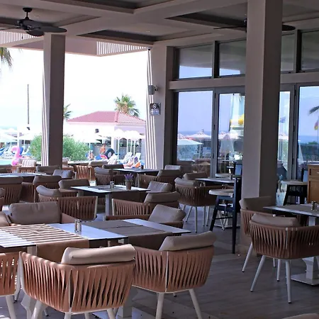 Otel Almyros