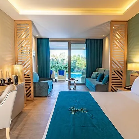 Almyros & Hotel