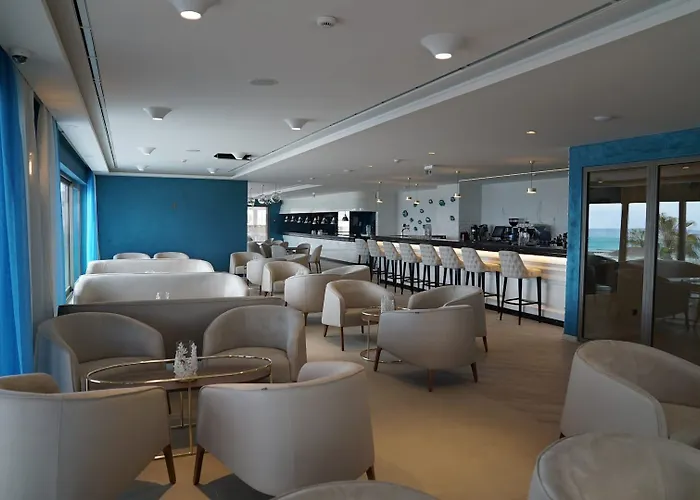 Ξενοδοχείο Almyros Παραλία Αλμυρού